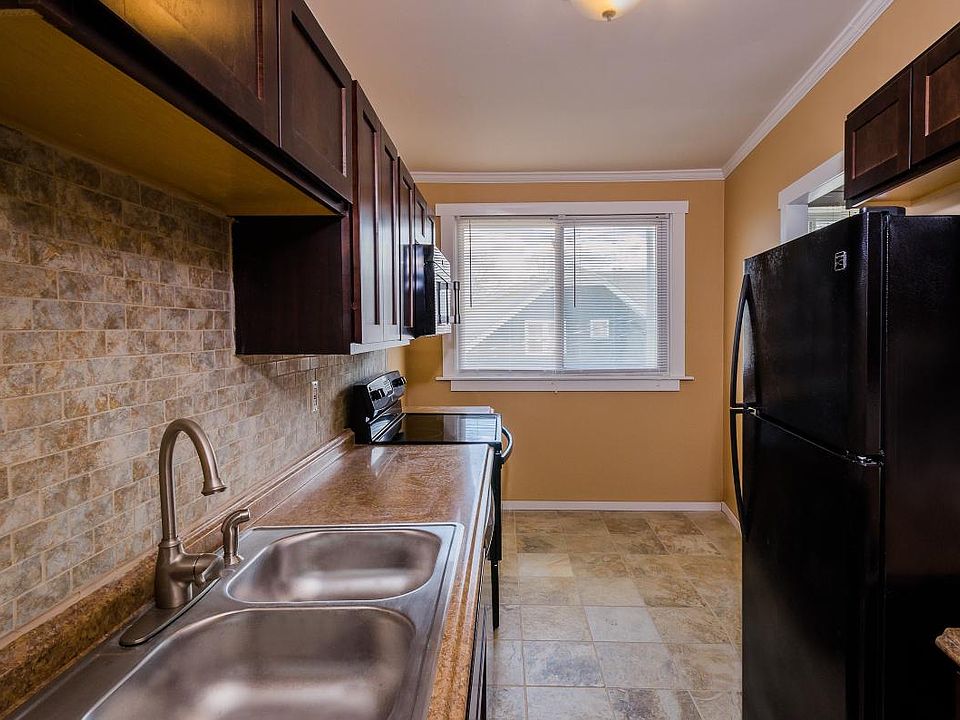 2nd image of 16500 Stoepel St APT 8