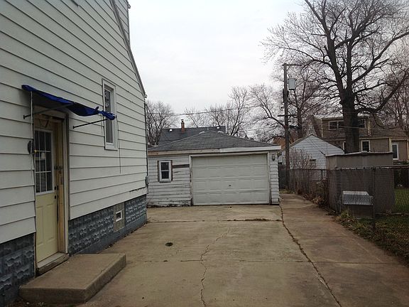 4th image of 11455 S Harry J Rogowski Dr