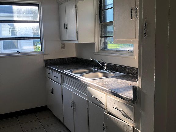 4th image of 3315 Otterbein Ave