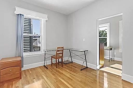 5th image of 32-32A Winship St #2