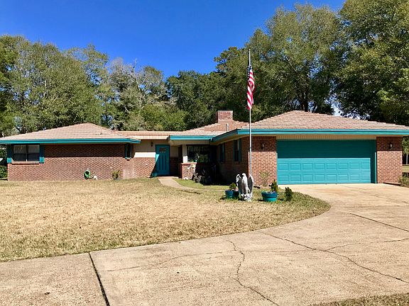 2nd image of 322 Sharon Dr