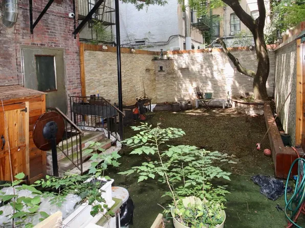 453 West 56th Street image 9 of 11