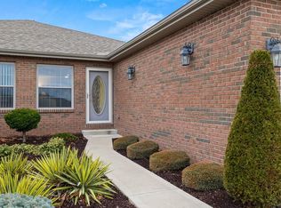 1129 Bogey Dr, Ontario, OH 44903