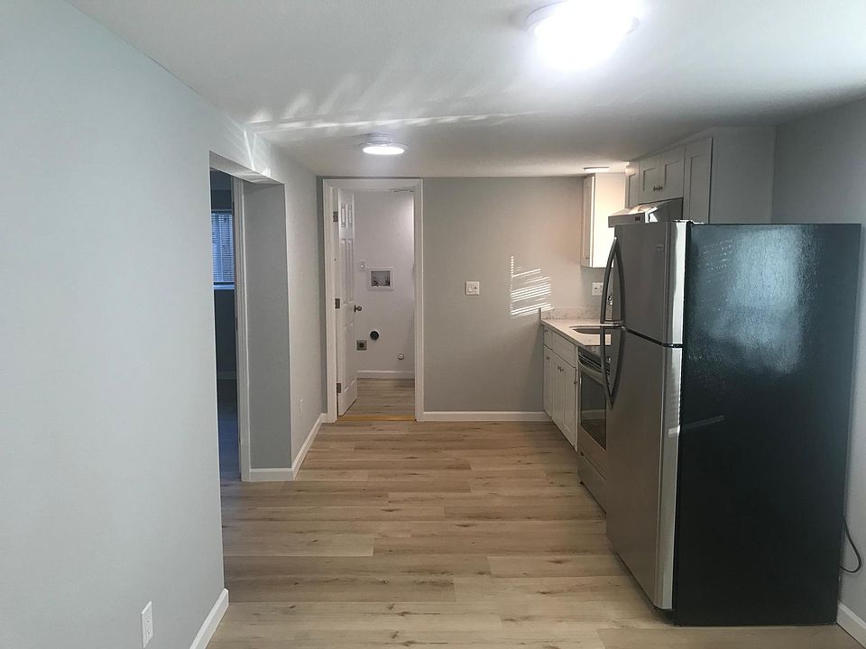 1st image of 336 1st Ln