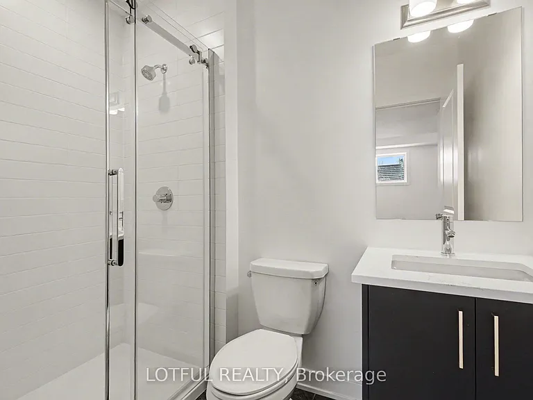 540 Tahoe Hts #B — Photo 14