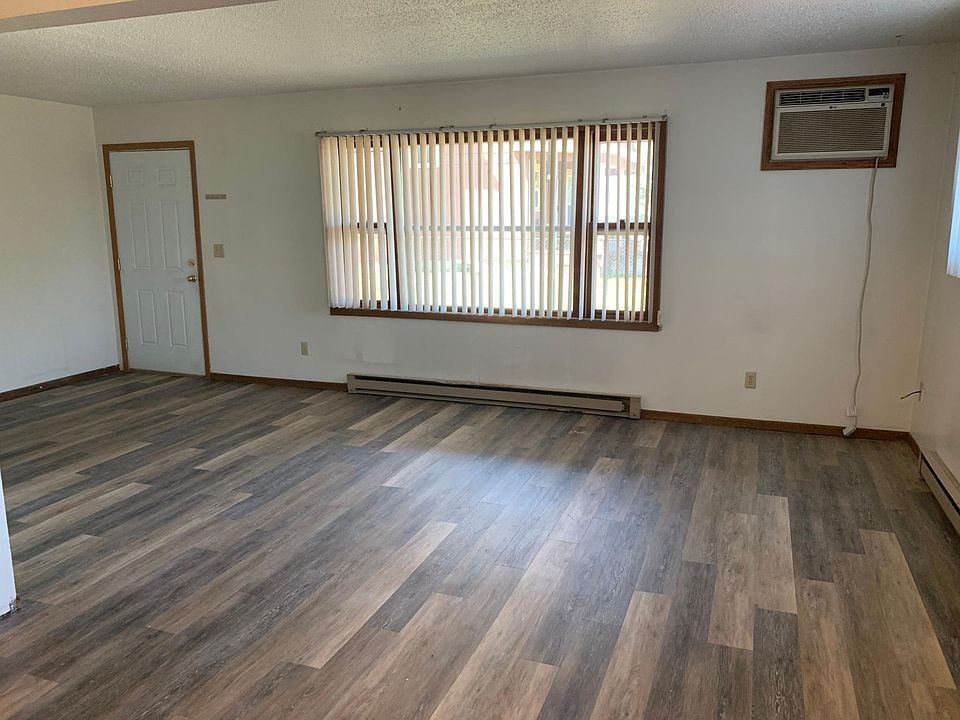 2nd image of 90 Kuchenski Dr
