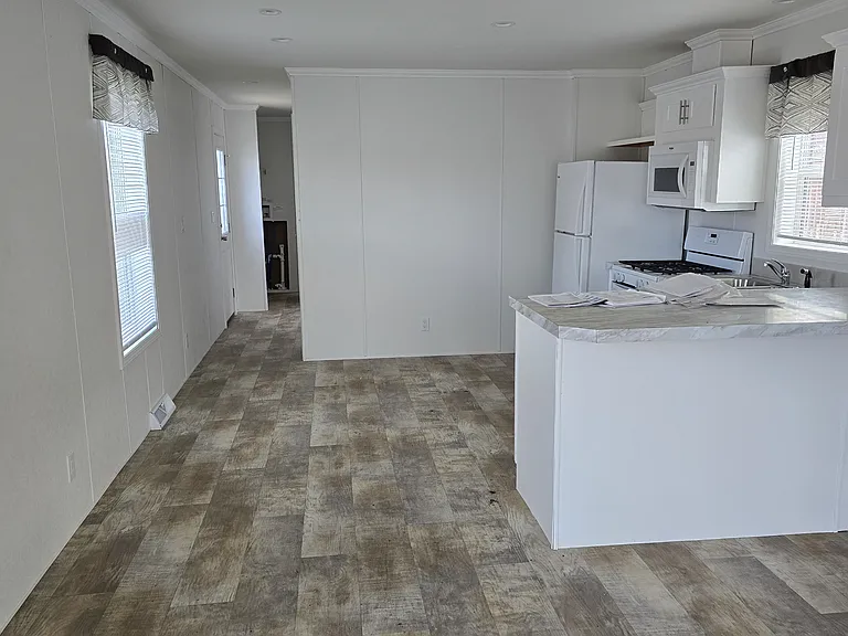 5425 Valley Dr #18 — Photo 4