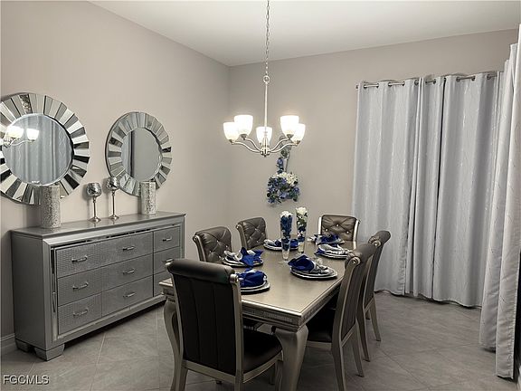 5th image of 2841 Royal Gardens Ave E #0