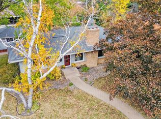 2914 Armour Ter, Saint Anthony, MN 55418