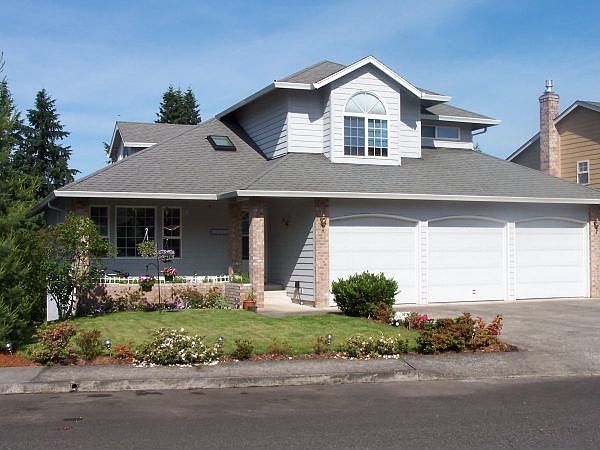 Almost 3000 sq ft home