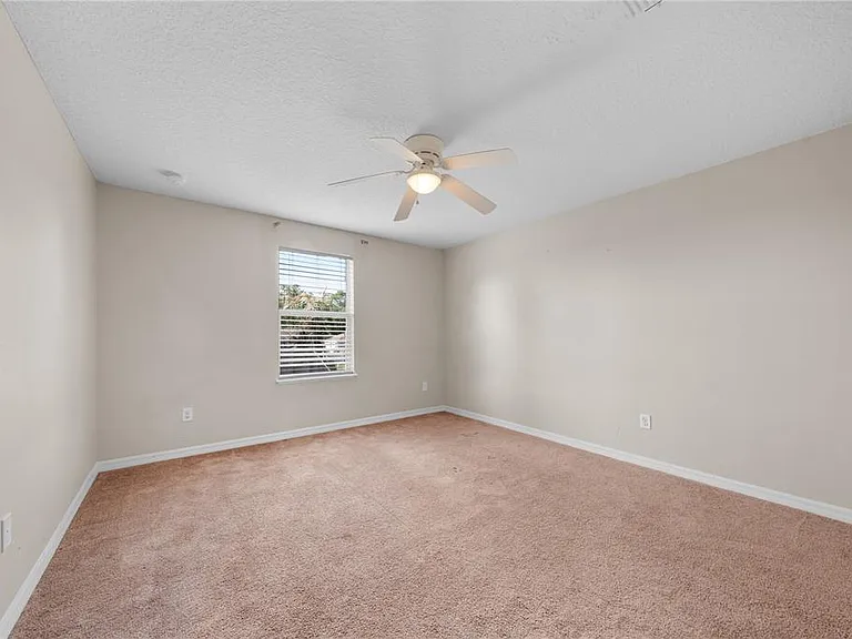 14308 NW 161st Ave — Photo 37