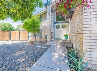 1520 W Knowles Cir, Mesa, AZ 85202