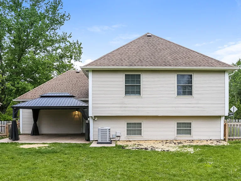 3726 Mountshannon Rd — Photo 18