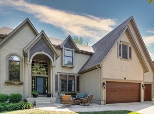 11907 Noland St, Overland Park, KS 66213
