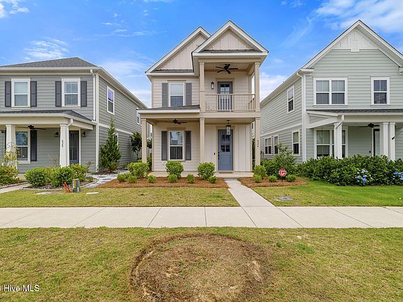 2nd image of 824 Edgerton Drive #509