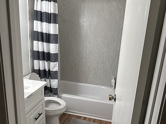 5th image of 1404 W Braker Ln #A
