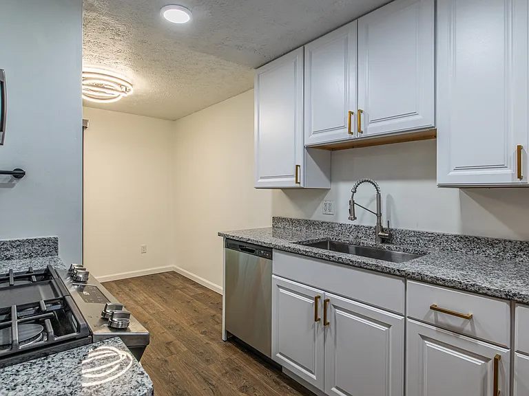 111 Commons Dr — Photo 11