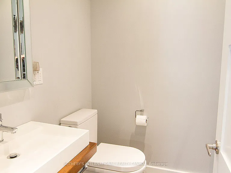 900 Manning Ave #MAIN — Photo 10