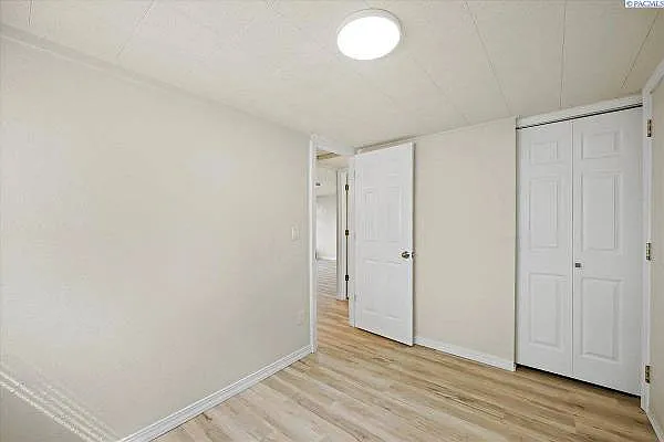 706 Willard Ave — Photo 17