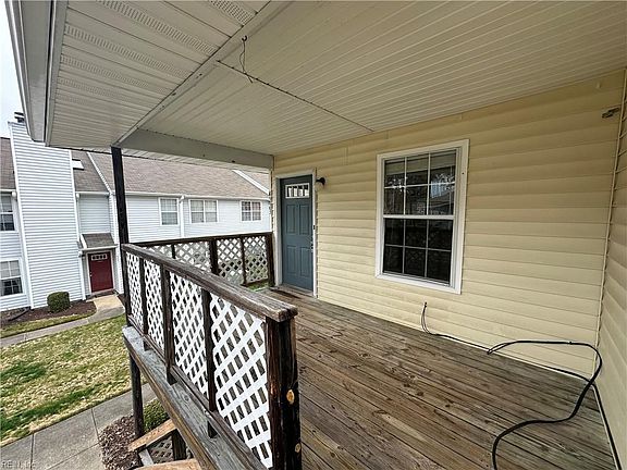 2nd image of 4223 Thalia Station Cir