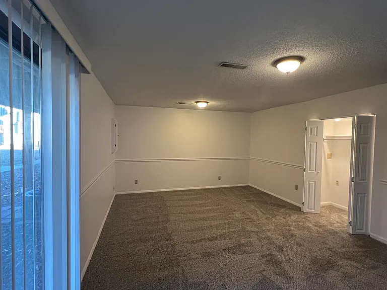 2221 N Bramblewood St #202 — Photo 10