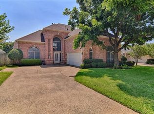 2307 Whisperton Dr, Arlington, TX 76016