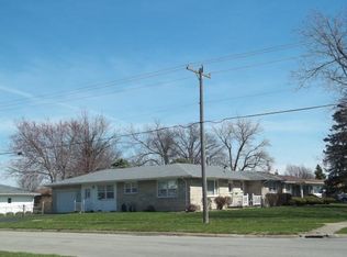 1320 Annis Ave, Mattoon, IL 61938