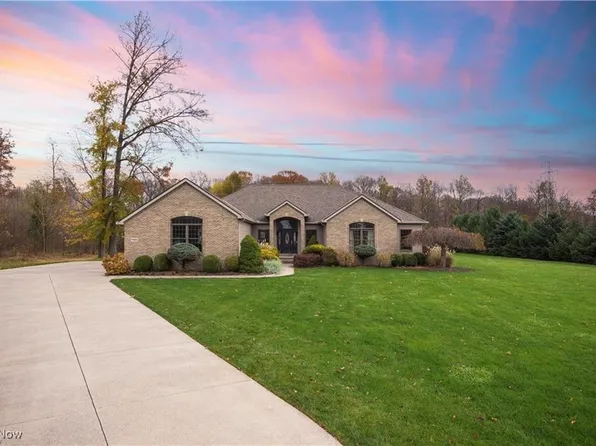 7661 Heritage Way, Amherst, OH 44001