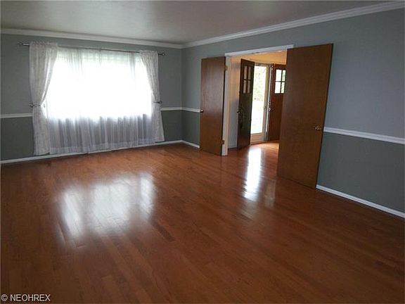 3rd image of 3477 Glen Allen Dr