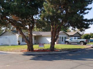 1810 S 66th Ave, Yakima, WA 98908