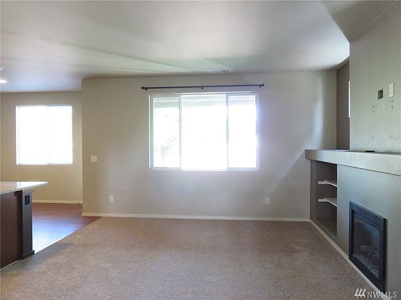 5th image of 20621 7th Avenue Ct E