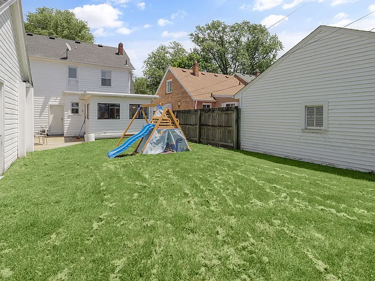 3159 Wendover Dr — Photo 27