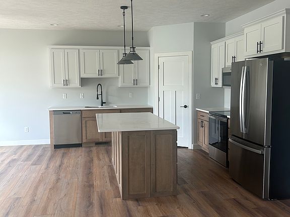 4th image of 1021 Rylie Way