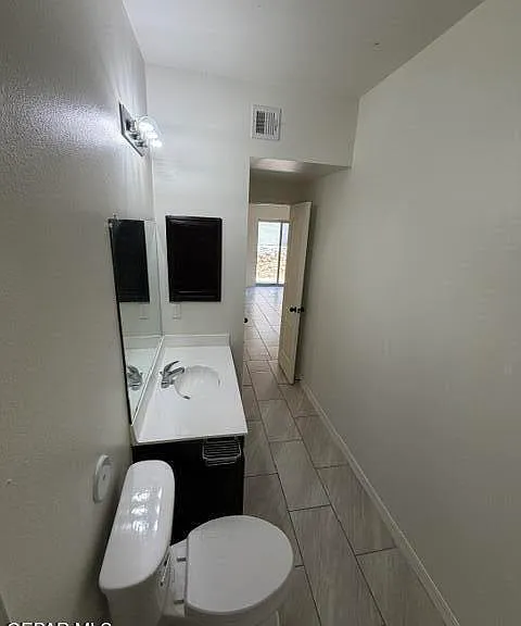 236 Ilchester Way — Photo 17