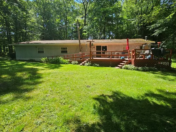 104 Rose Trl, Oil City, PA 16301