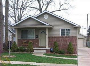 18814 Gaylord, Redford, MI 48240