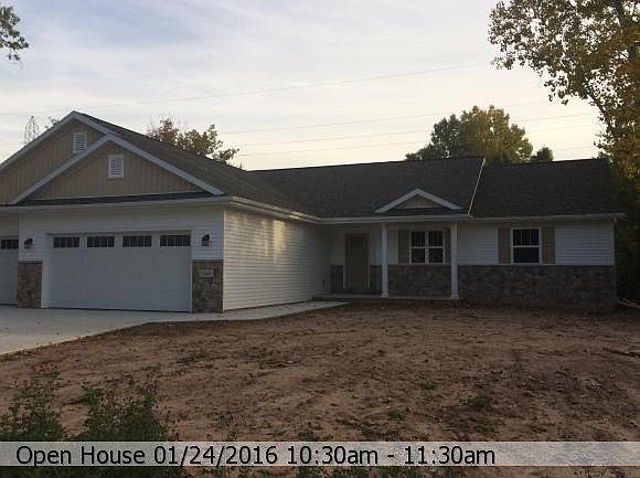 1st image of 1835 Highland Dr