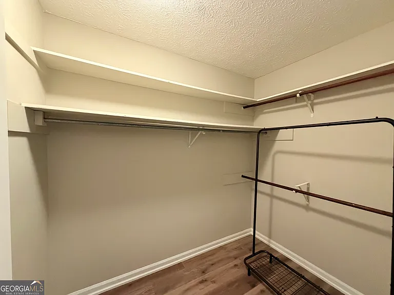 315 Hardscrabble Rd — Photo 7