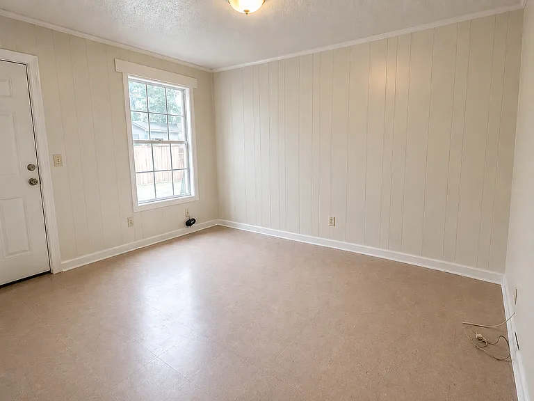 205 Daniel St #1 — Photo 3