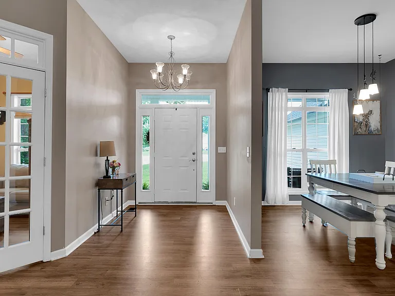 71 Larkspur Ct — Photo 2
