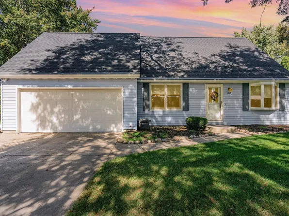 1715 Berkey Ave, Goshen, IN 46526