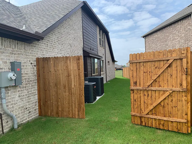 8809 Conroe Dr — Photo 11