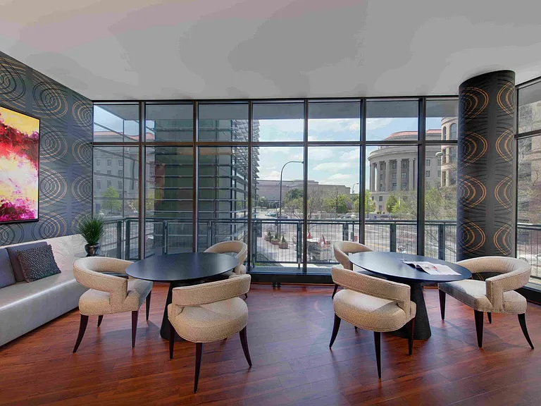 565 Penn Residences — Photo 14