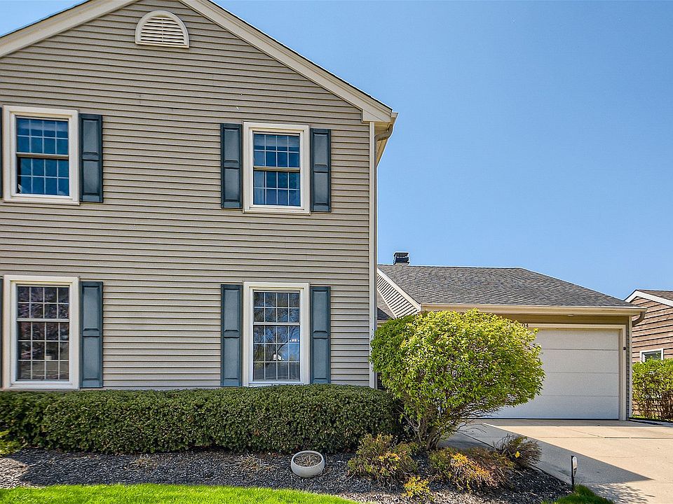 1st image of 104 Cloverdale Ln