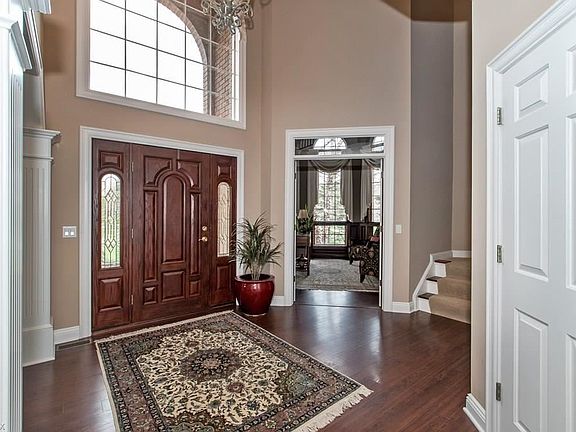 2nd image of 4531 Hunting Valley Ln