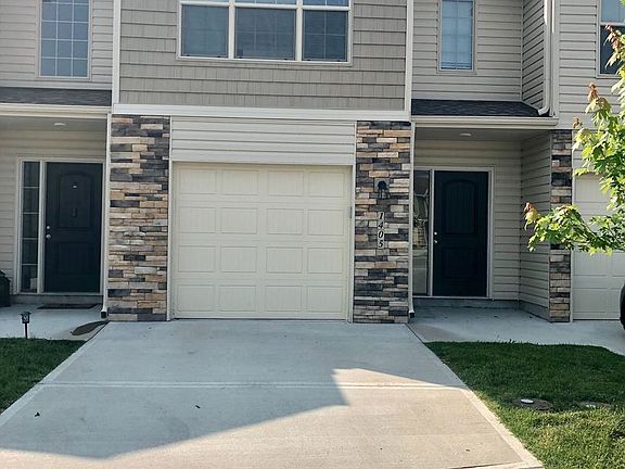 4th image of 1405 NE Mary Ct