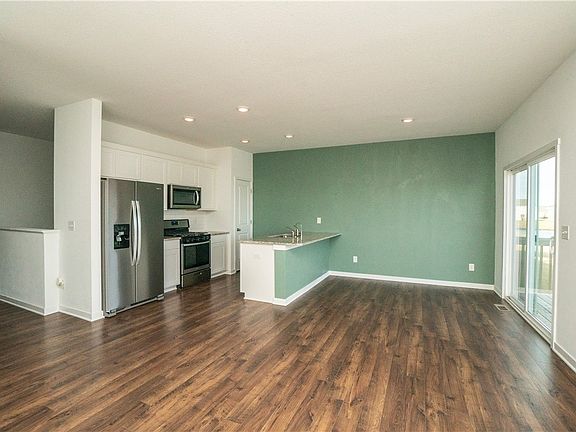 4th image of 4107 NW Linwood Dr