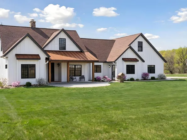 29921 40th Ave, Cadott, WI 54727