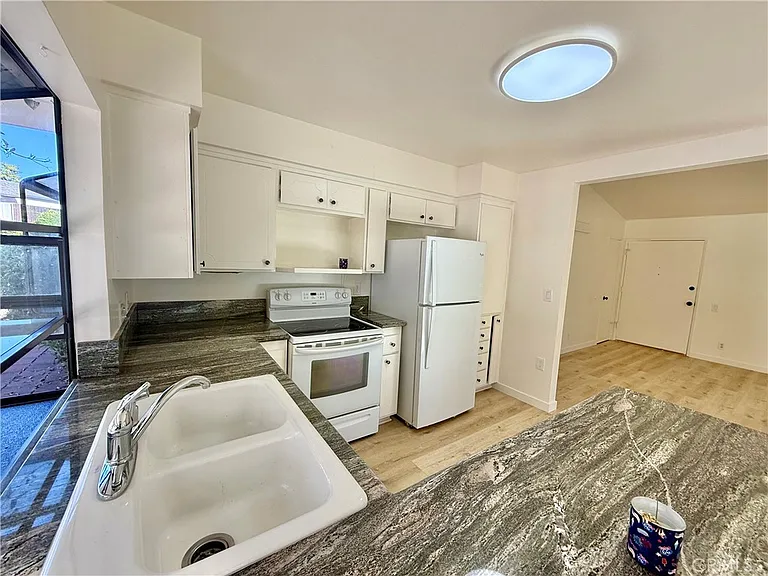 635 Flaming Star Ave — Photo 5