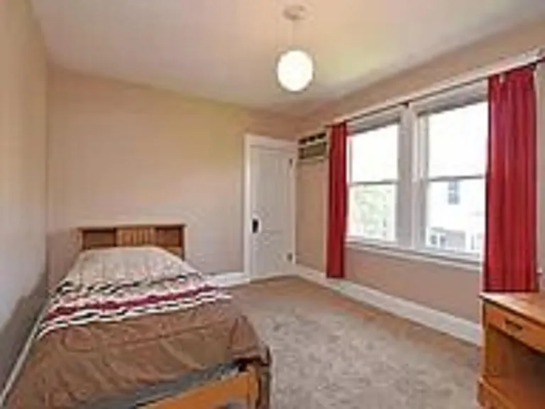 465 Lloyd Pl #2 — Photo 1